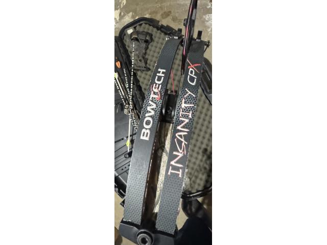 Image 1 / 1