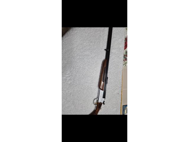 Image 3 / 4