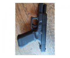 Glock 19