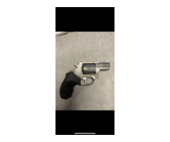 Taurus 856