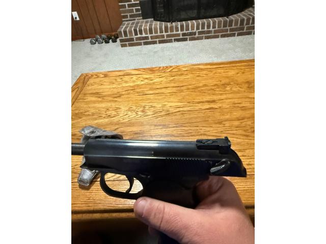 Image 6 / 6