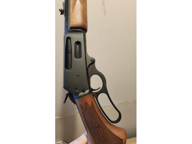 Image 1 / 2