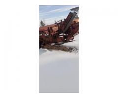 NH HAY BALERS  68, 69, 281