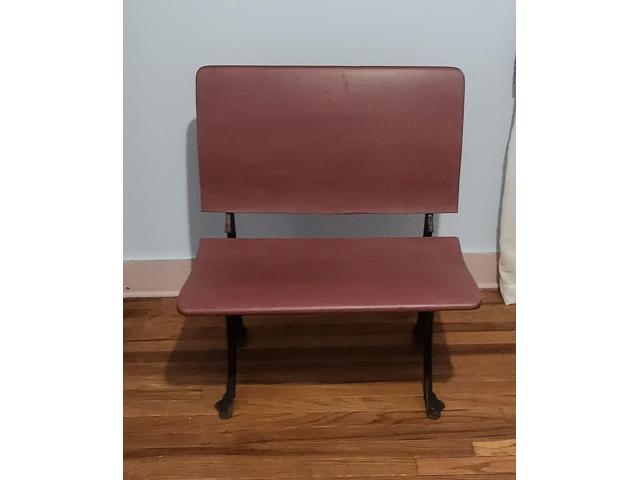 Image 1 / 1