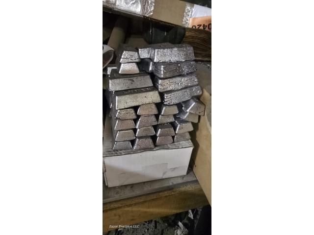 Image 1 / 1