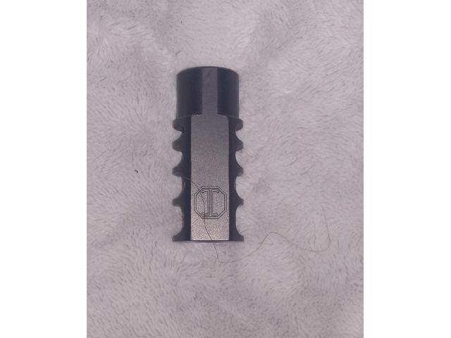 Image 1 / 1