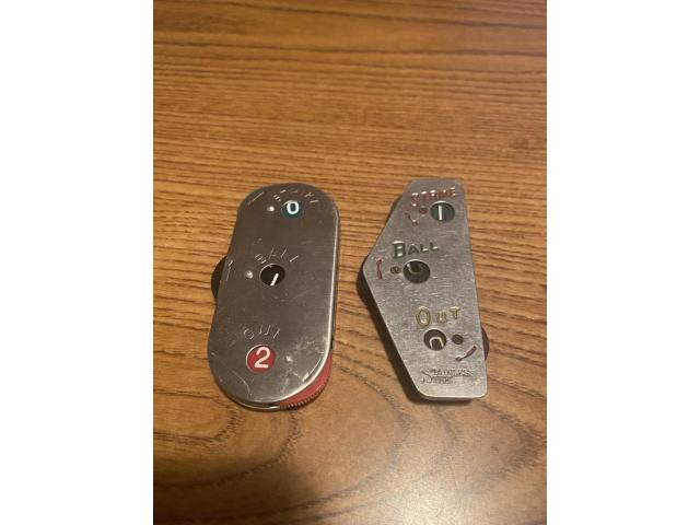Image 1 / 1