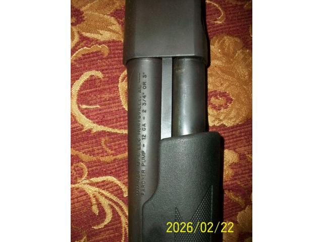 Image 2 / 5
