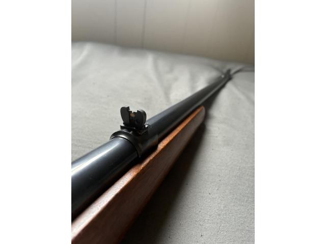 Image 1 / 5