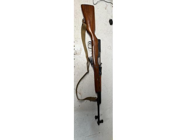 Image 1 / 1