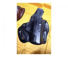 DeSantis Leather Holster – Springfield Hellcat 9mm (Made in USA)