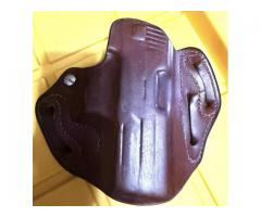 Desantis 002 T1 Leather OWB holster
