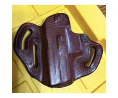 Desantis 002 T1 Leather OWB holster