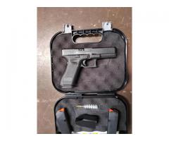 NIB Glock 17 gen 5 MOS