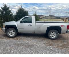 2010 Chevy Silverado 1500 97k miles