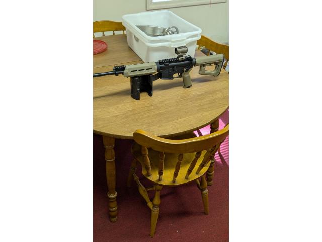 Image 1 / 2