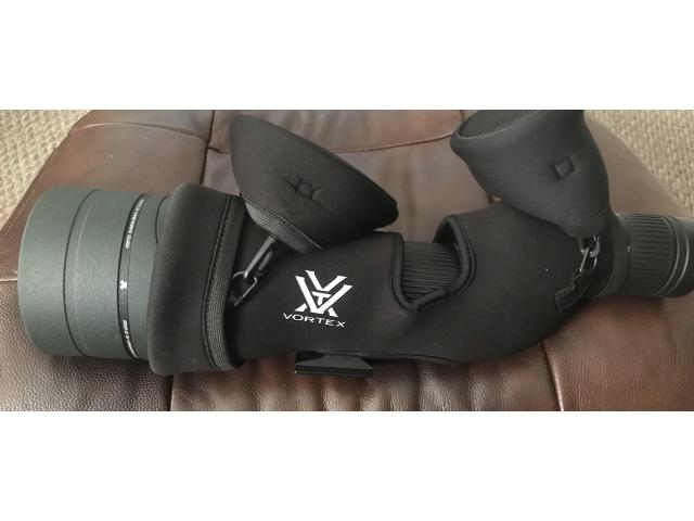 Image 1 / 4