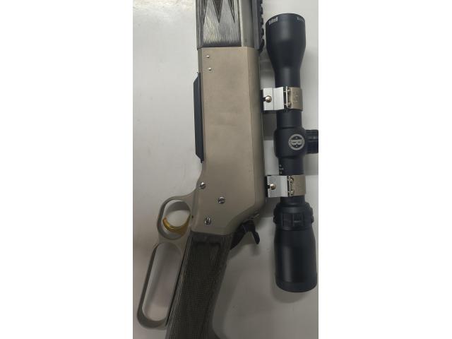 Image 1 / 4