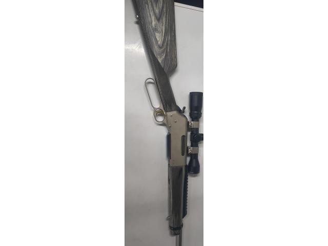 Image 3 / 4