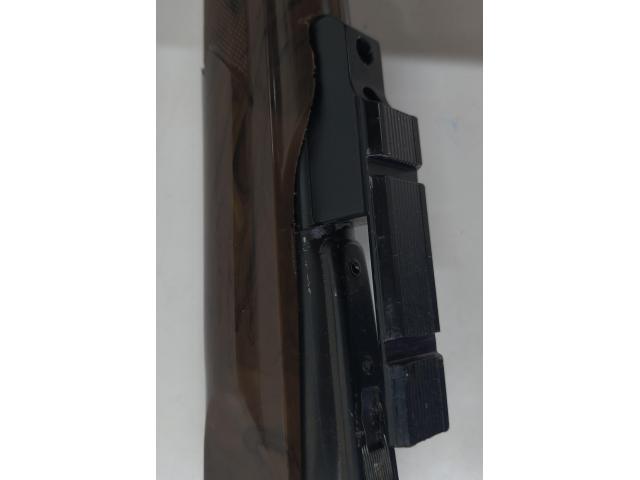 Image 4 / 6