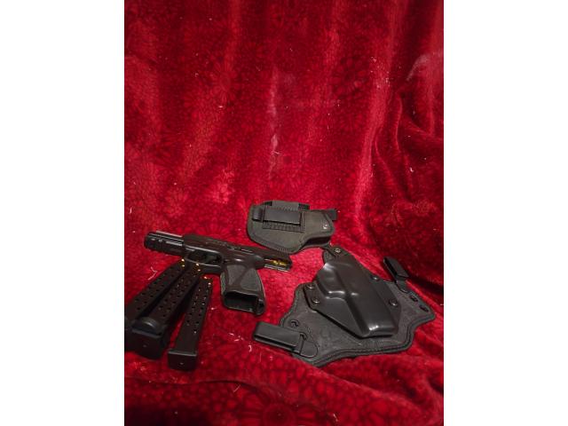 Image 1 / 1