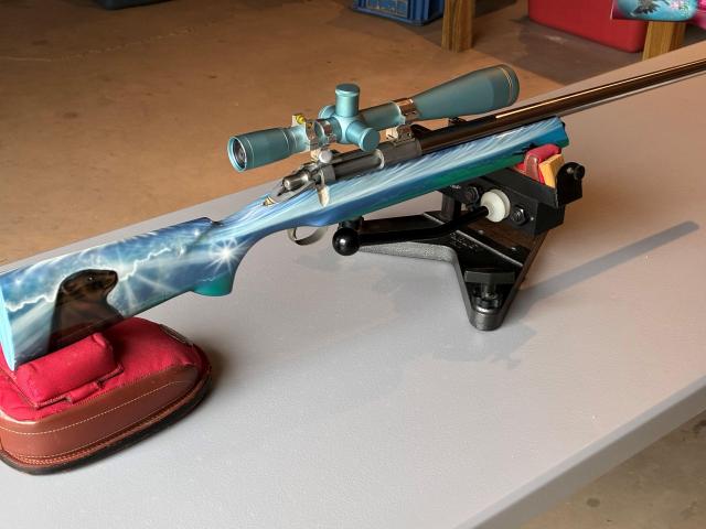 Image 1 / 2