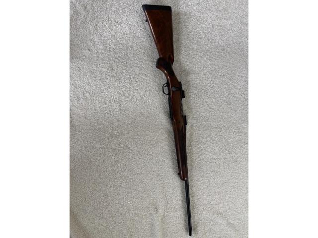 Image 1 / 2