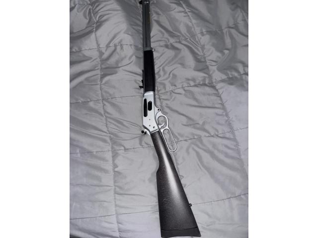 Image 1 / 1
