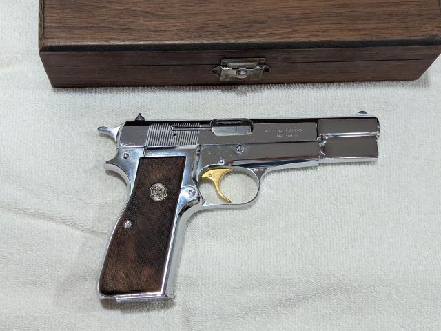 Image 4 / 4
