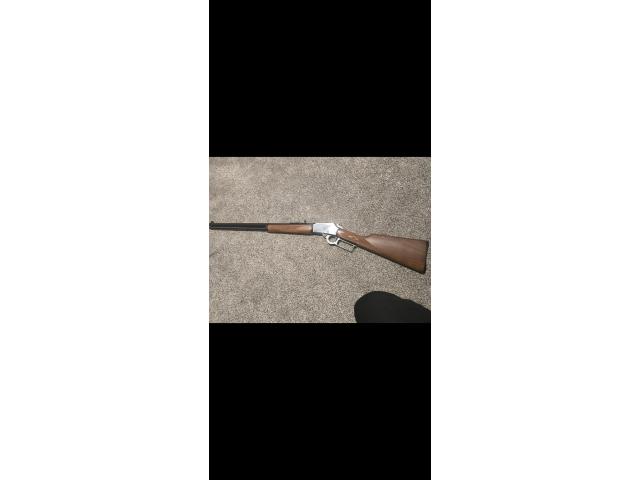Image 1 / 4