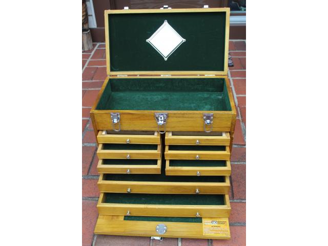 Image 2 / 2