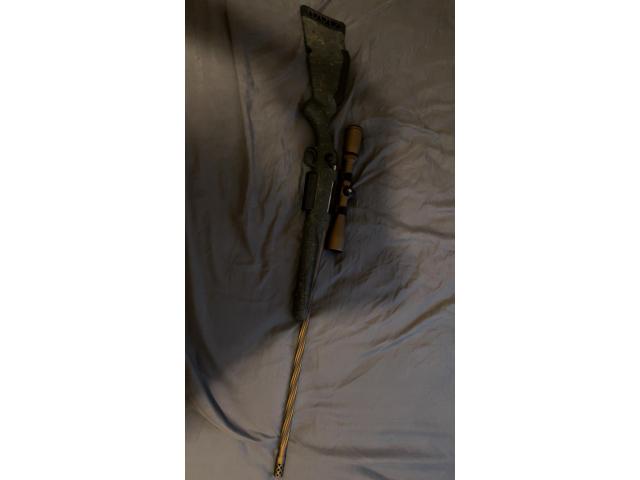 Image 1 / 1