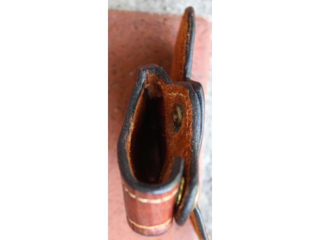 Image 3 / 3