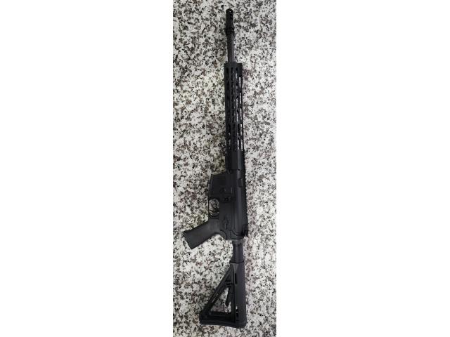 Image 1 / 1