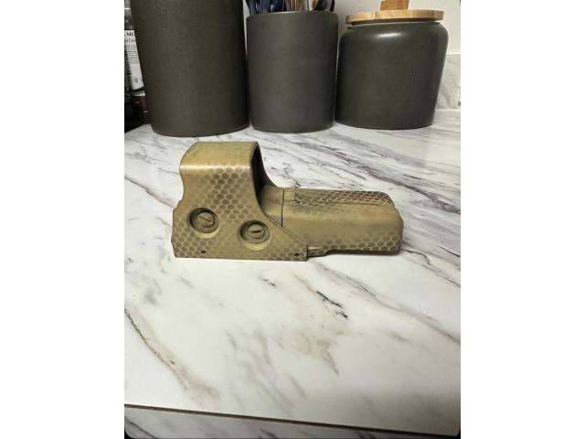 Image 1 / 1