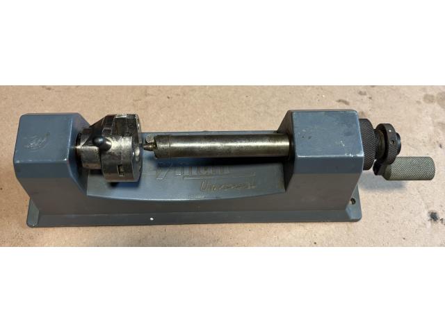 Image 1 / 2
