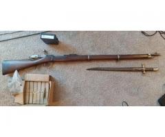 1886 Kropatschek w/ bayonet, ammo, and dies $850