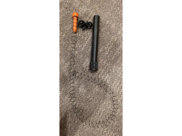 Image 1 / 1