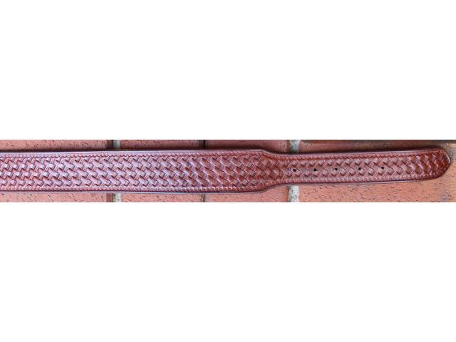 Image 1 / 4
