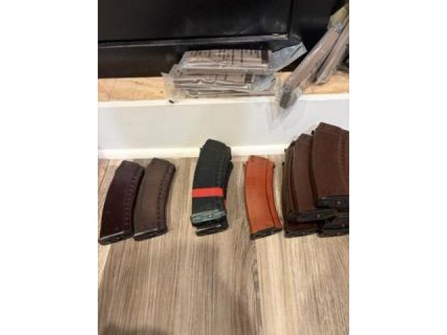 Image 2 / 3