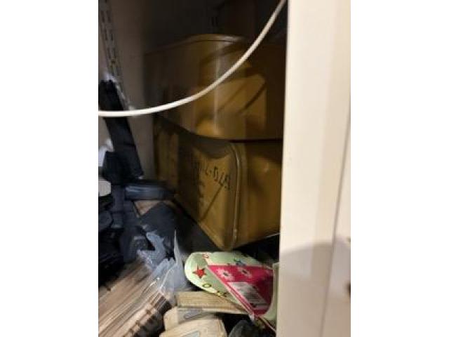 Image 3 / 3