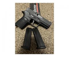 P320
