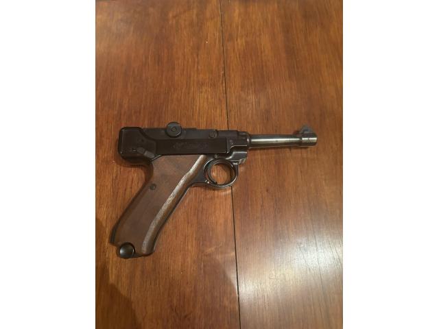 Image 1 / 1