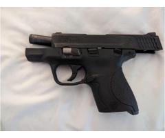 Smith & Wesson M&P Shield 9mm bundle