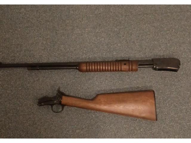 Image 1 / 3