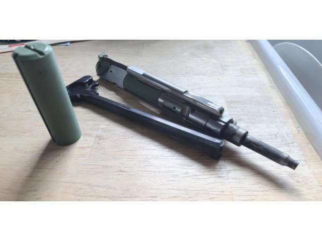 Image 1 / 2