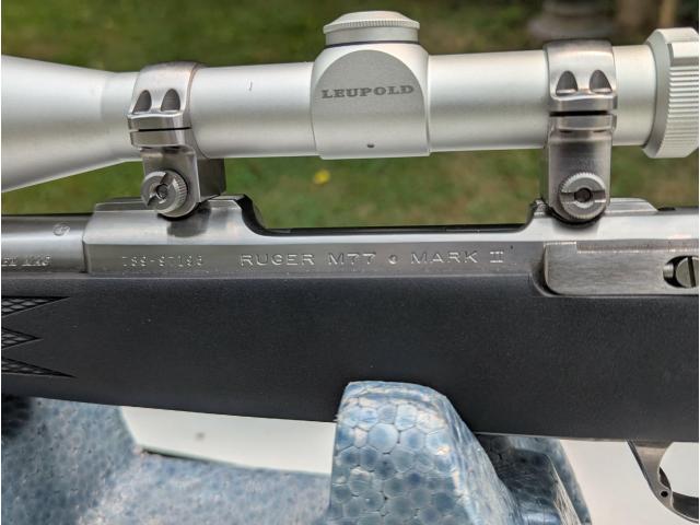 Image 1 / 4