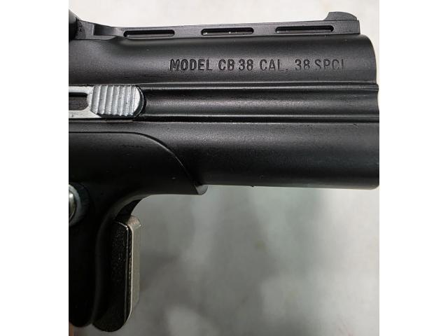 Image 1 / 4