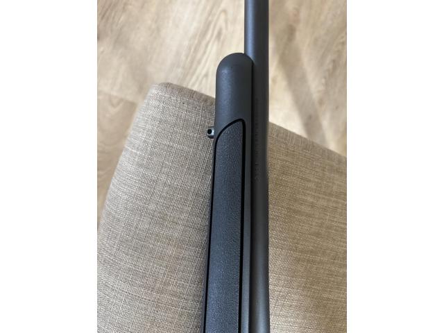 Image 2 / 6