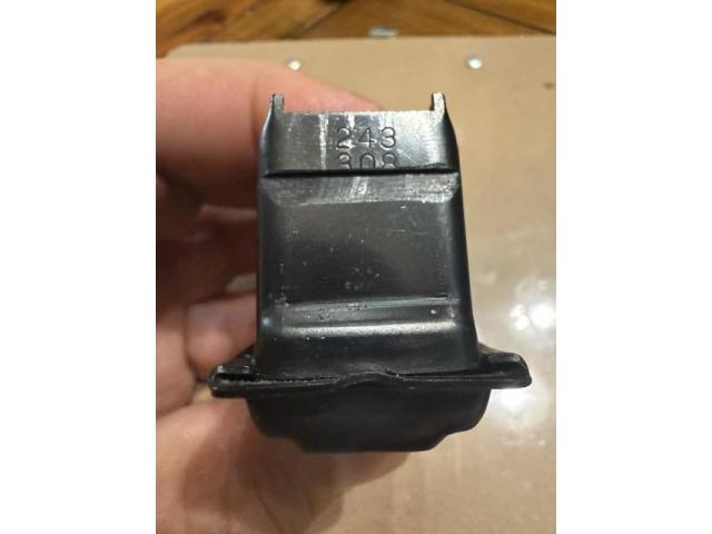 Image 1 / 5